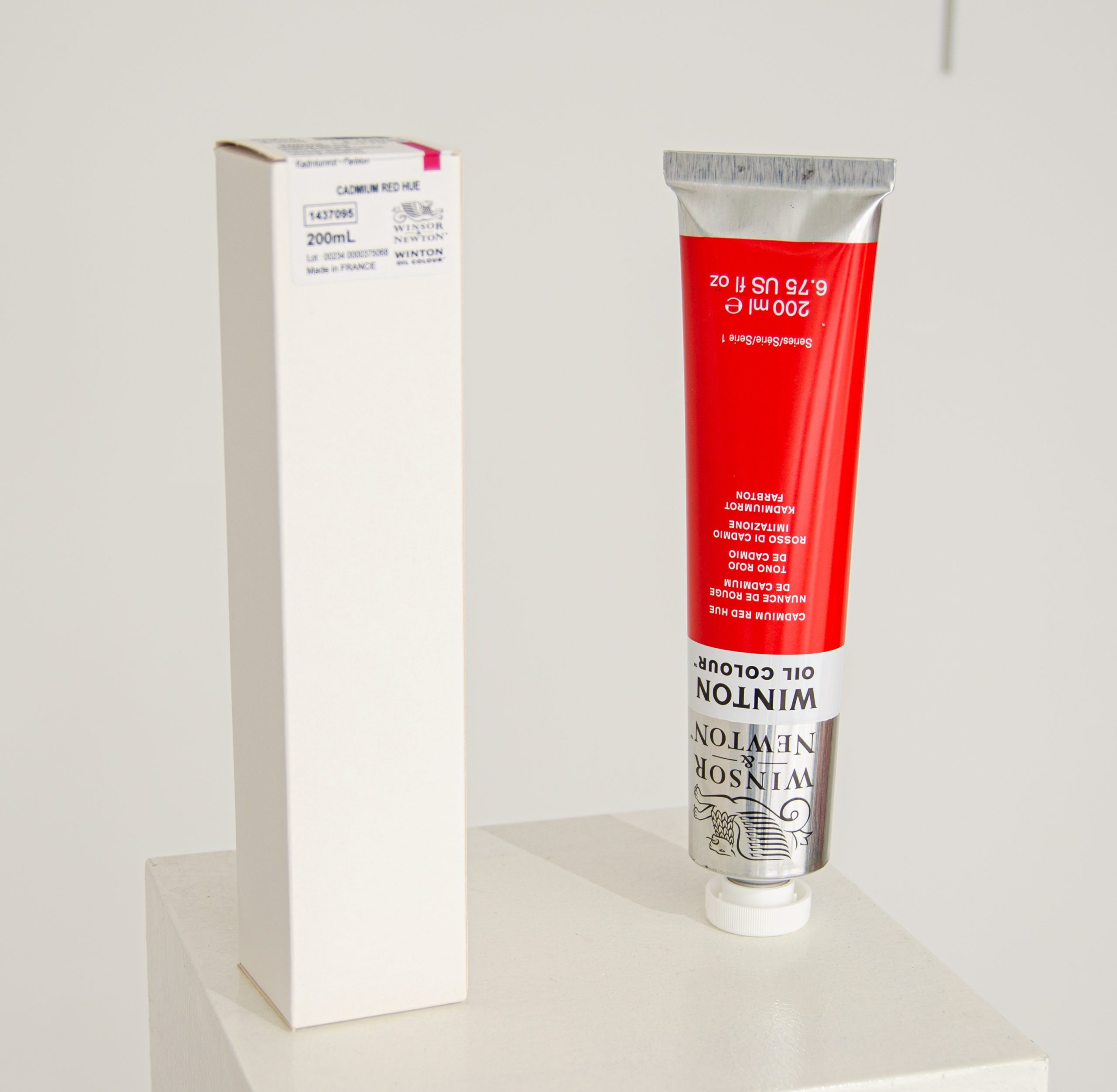 NUANCE DE ROUGE DE CADMIUM 95
